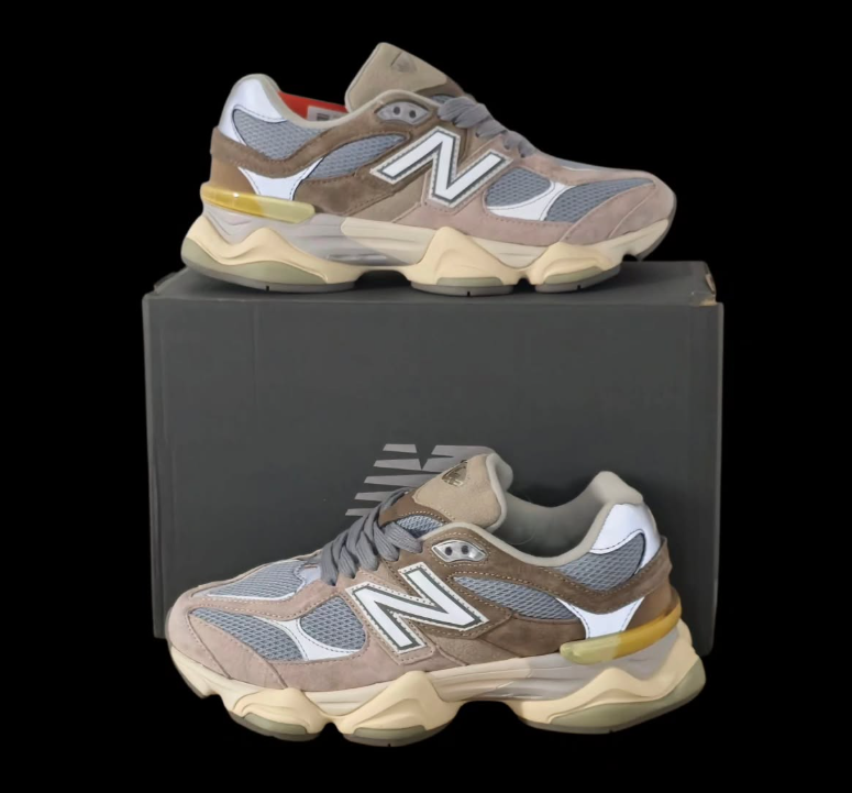 Sneaker Seeker Suede