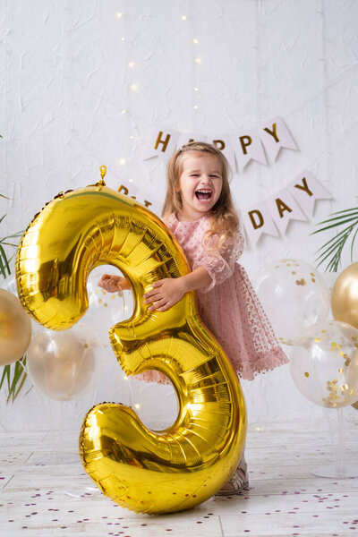 16 Inch Number Foil – Gold